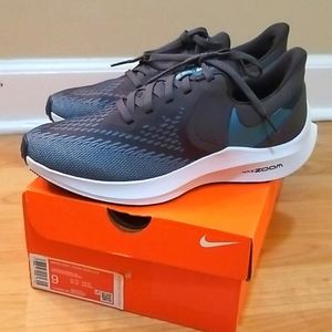 NIB Womens Nike Zoom Winflo 6 Sneakers